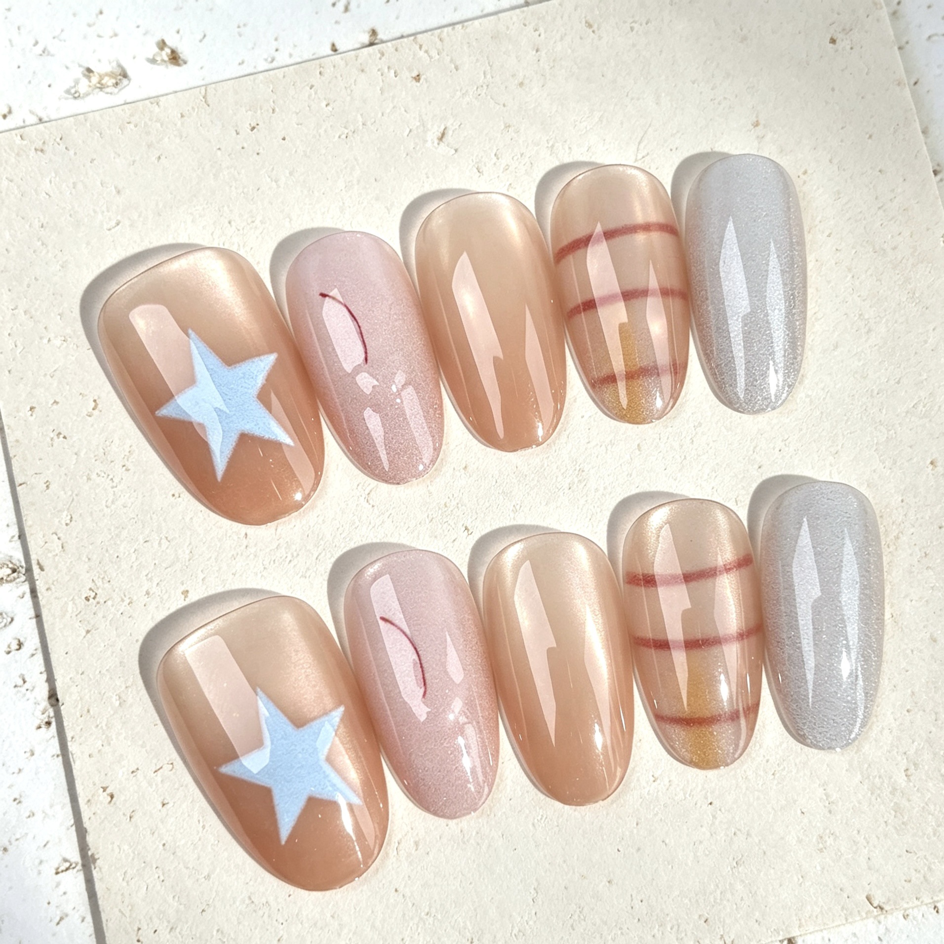 WY308 Soft Glow Cat Eye Short Press-On Nails